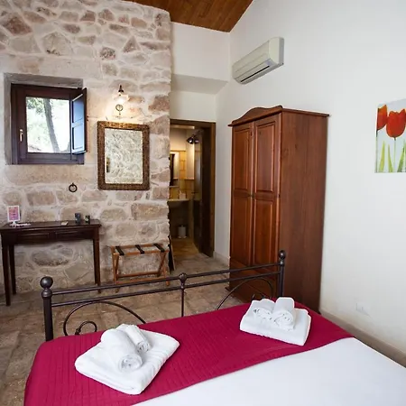 Homidoo Carrubo Apartment *